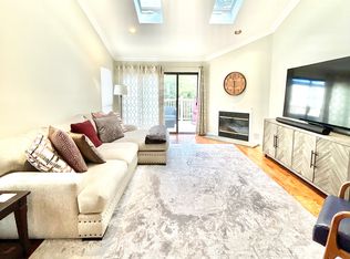 19 The Cir, Glen Head, NY 11545