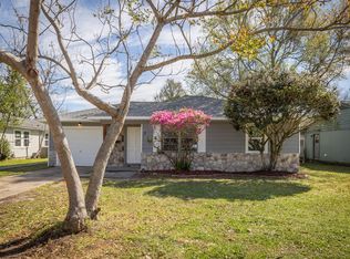 313 Evans St, Angleton, TX 77515