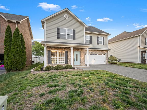 2nd image of 1509 Barnsley Dr