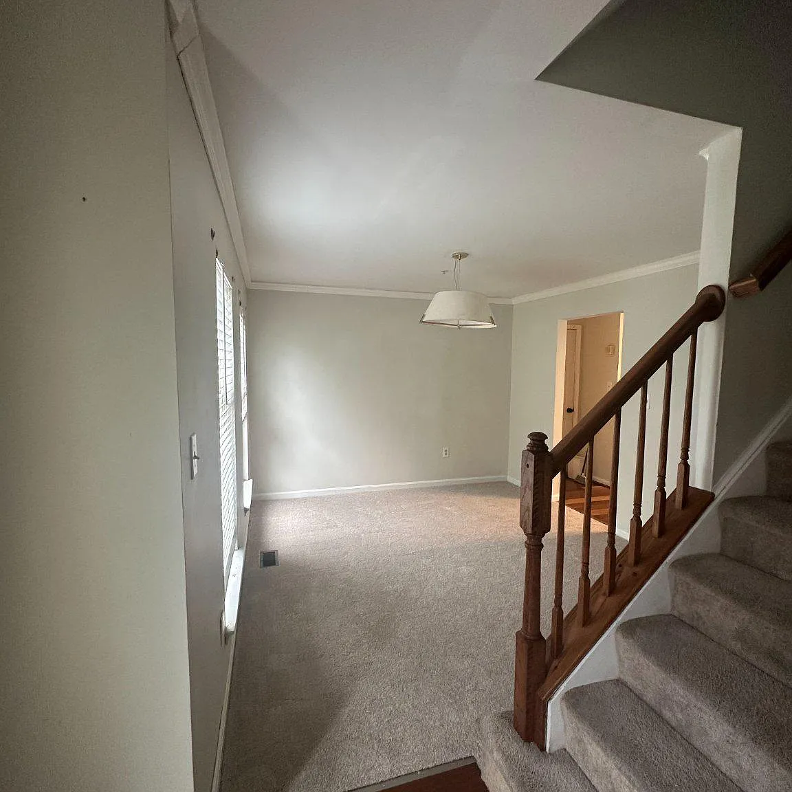 3 bed, 3.5 bath, 2822 sqft, $3,500 — Photo 3