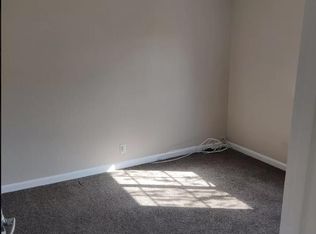3247 Round Hill Dr, Hayward, CA