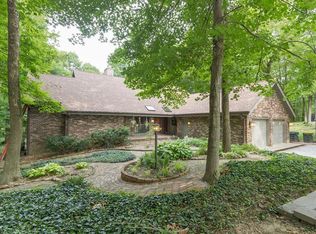 1929 N Riverwood Dr, Shelbyville, IN 46176