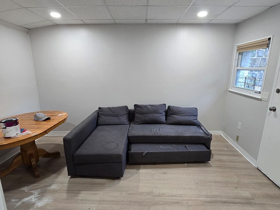 1st image of 485 Lakeside Ave APT 1R