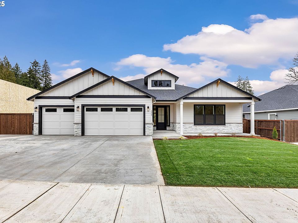 1st image of 3903 SE 19th Ave