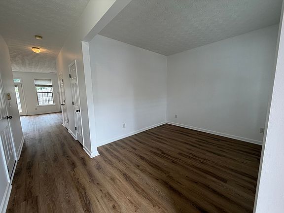 2nd image of 4031 Hill Station Ct