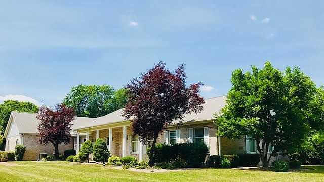 1st image of 11 Birchwood Ln
