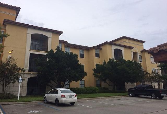 1st image of 6153 Metrowest Blvd Unit 204