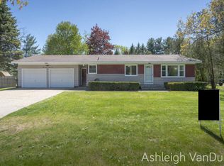 5824 Lake Michigan Dr, Allendale, MI