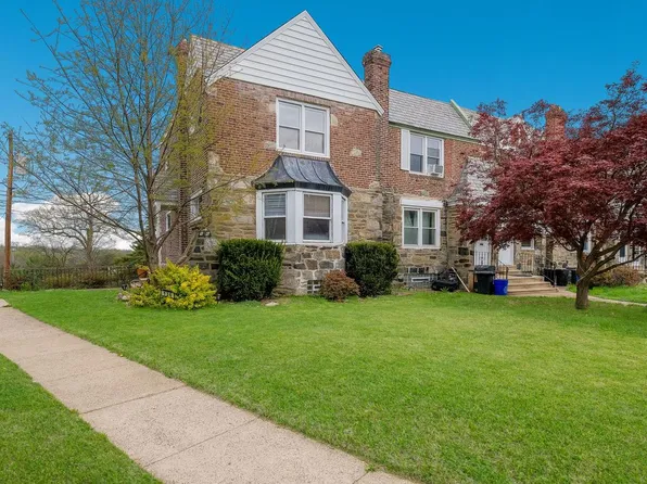 136 Academy Ln, Upper Darby, PA 19082