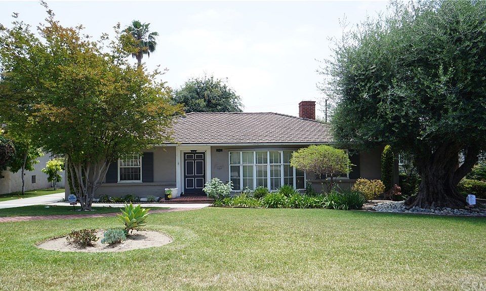1st image of 2900 Shakespeare Dr