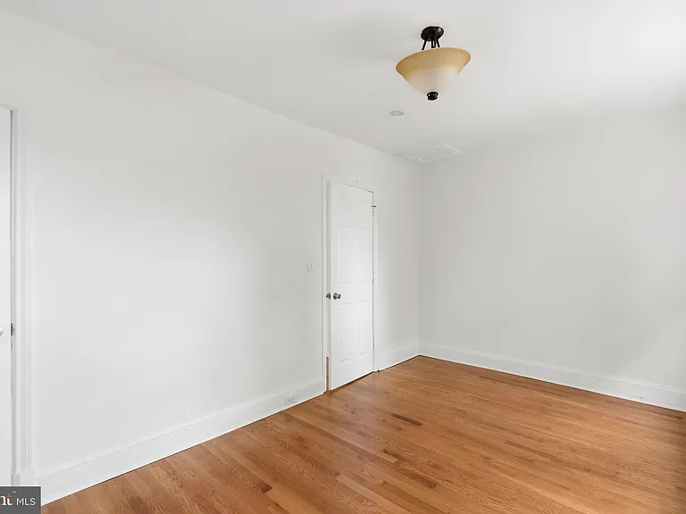 440 Delafield Pl NW — Photo 22