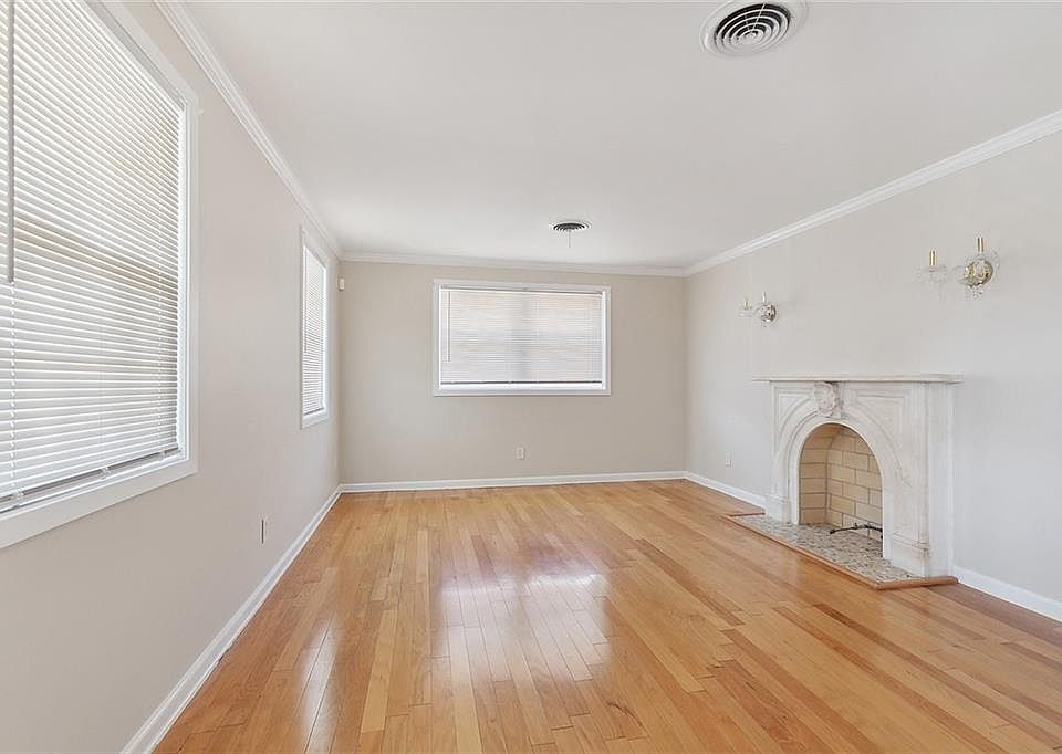 2319 Leon C Simon Dr, New Orleans, LA 70122 Zillow