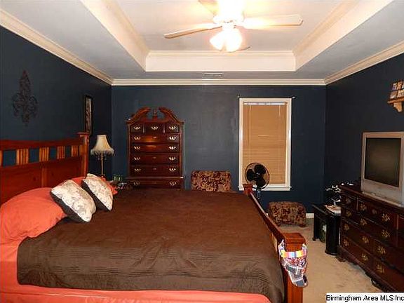 5th image of 1502 Hillsboro Ln
