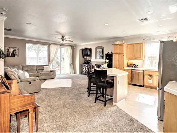 5th image of 9394 Fox River Way