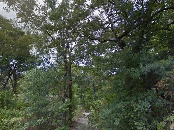 191 Coahoma St, Mabank, TX 75156