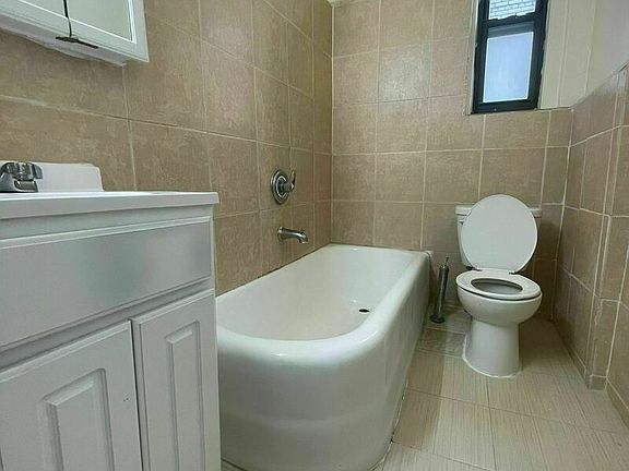5th image of 415 Lefferts Ave #8BB