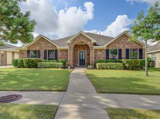 20719 Tuskin Oaks Dr, Cypress, TX 77433