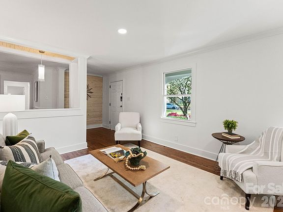 5th image of 5100 White Oak Rd