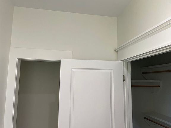 2nd image of 2141 Aubrianna Ln