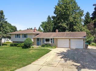 2461 Downy St, Green Bay, WI 54303