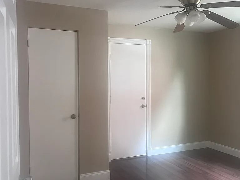 5000 Locust Ln — Photo 12