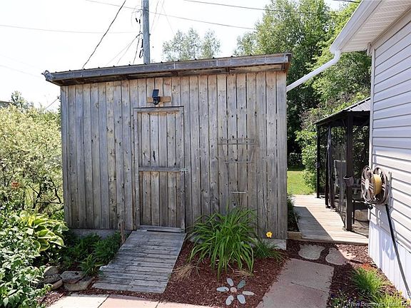 5th image of 425 Kingsley Rd