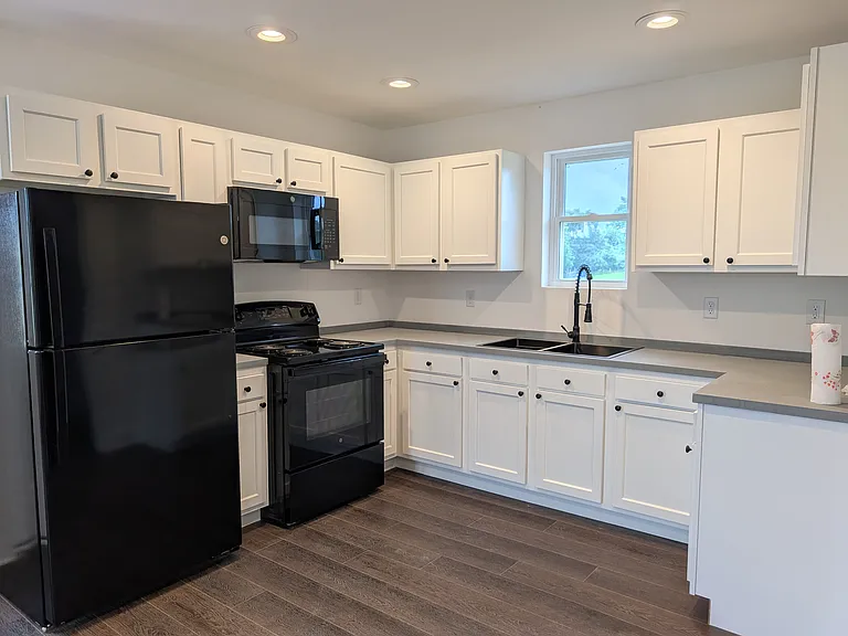 1357 State Route 13 SE #B — Photo 6