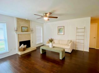 8238 Old Moss Rd, Dallas, TX 75231