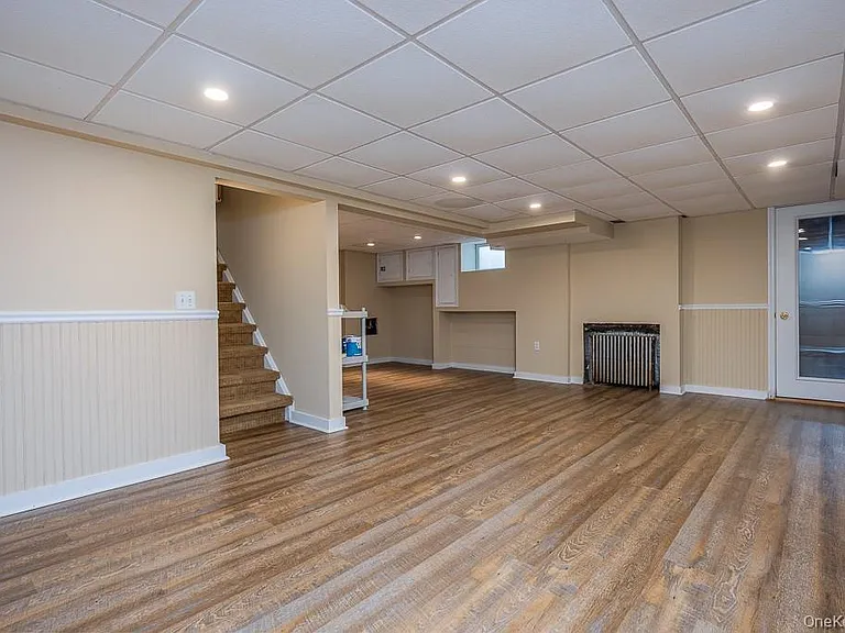 644 Gilbert Ave — Photo 15