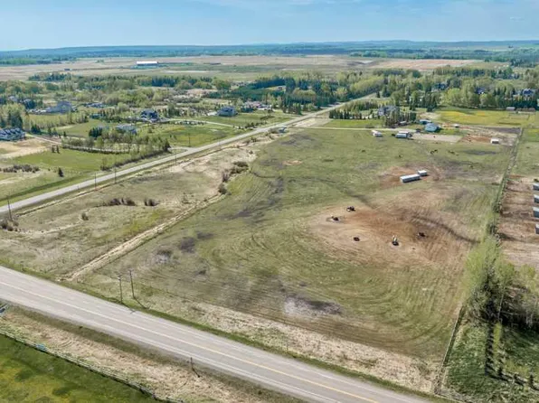 243201 E Range Road 33, Rocky View County, AB T3Z 2E6