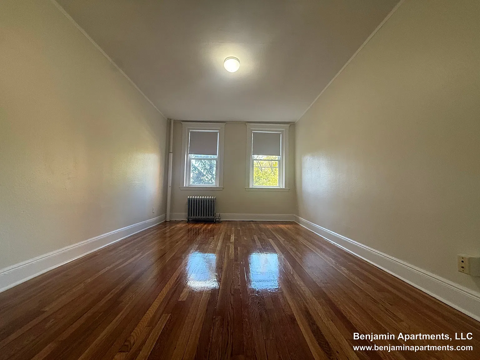 2 bed, 999 sqft, $2,645 — Photo 4