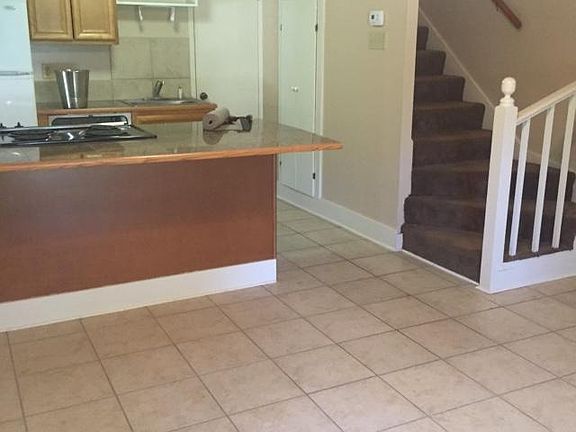 2nd image of 218 Lake Ave
