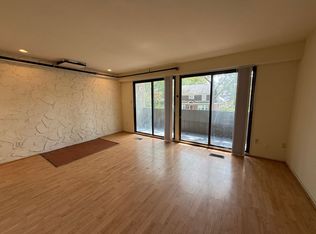 253 E Nittany Ave, State College, PA 16801