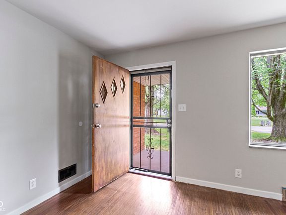 5th image of 1215 Hathaway Dr