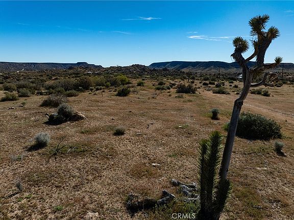 3rd image of 51856 Trails End Rd