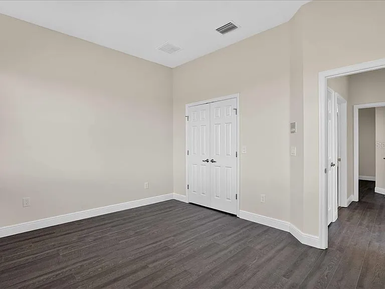 5218 Lake Toscana Dr — Photo 33