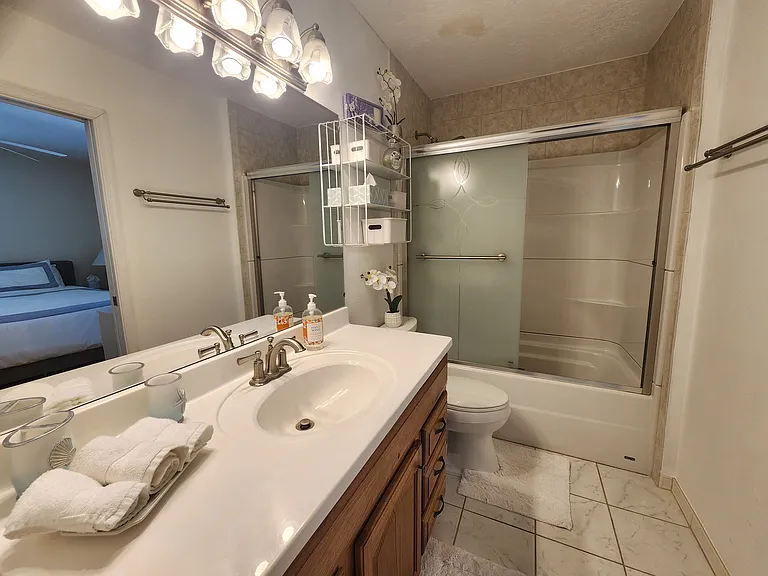 Master Bathroom 2