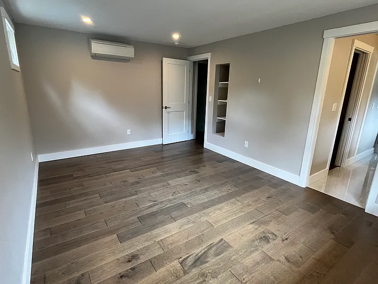 14715 SE 46th St — Photo 15
