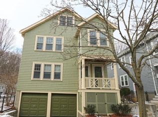 117 Franklin St #2, Brookline, MA 02445