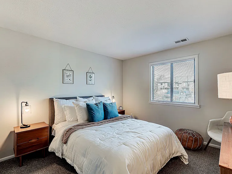 Estates of Creekside Apartments — Photo 10