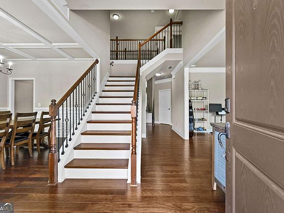 3rd image of 416 Ridge Walk Ct