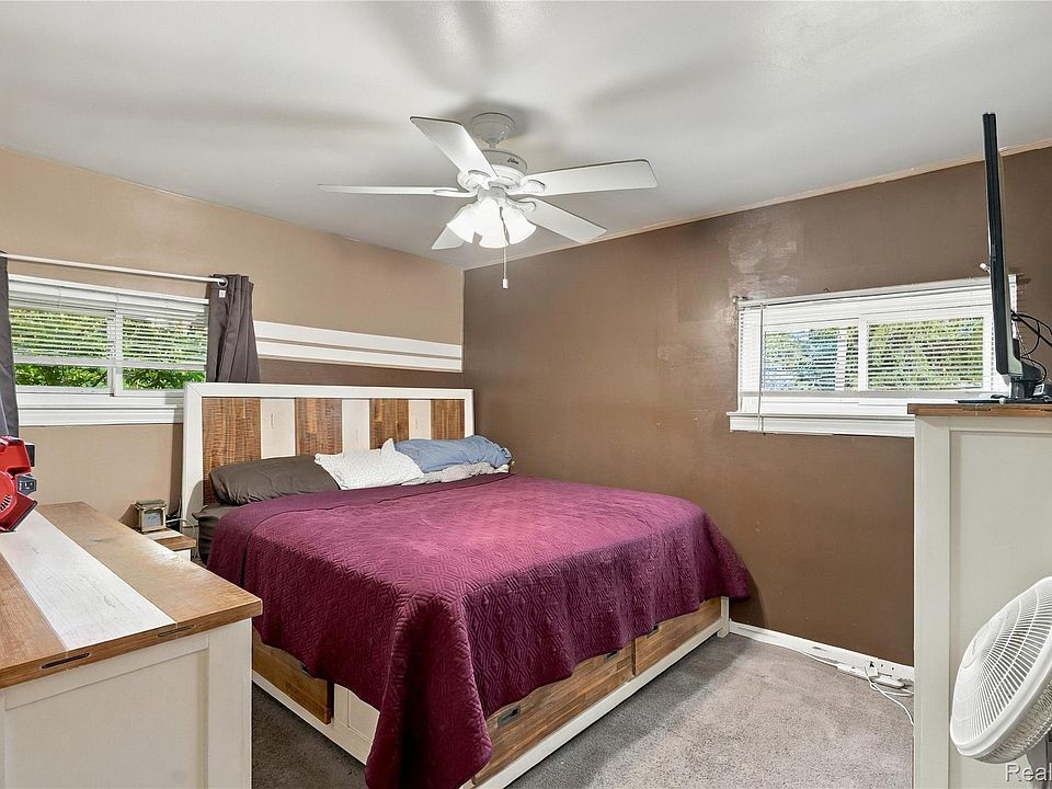 24344 Rosebud Ave, photo 6
