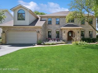 2245 Keim Rd, Naperville, IL 60565