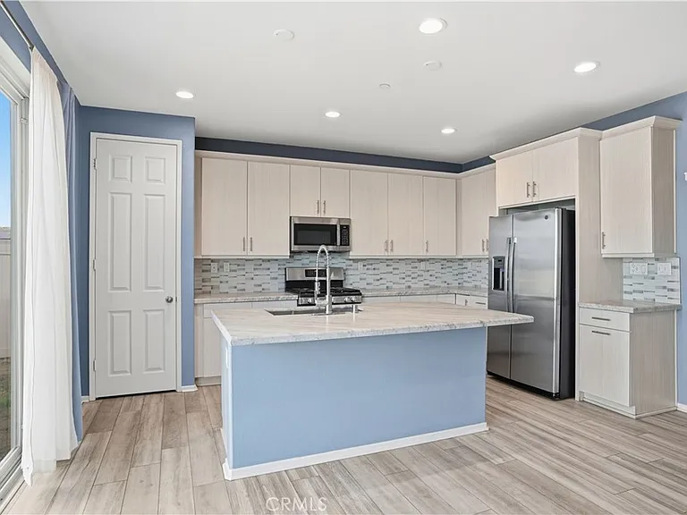 574 Feeder St — Photo 22