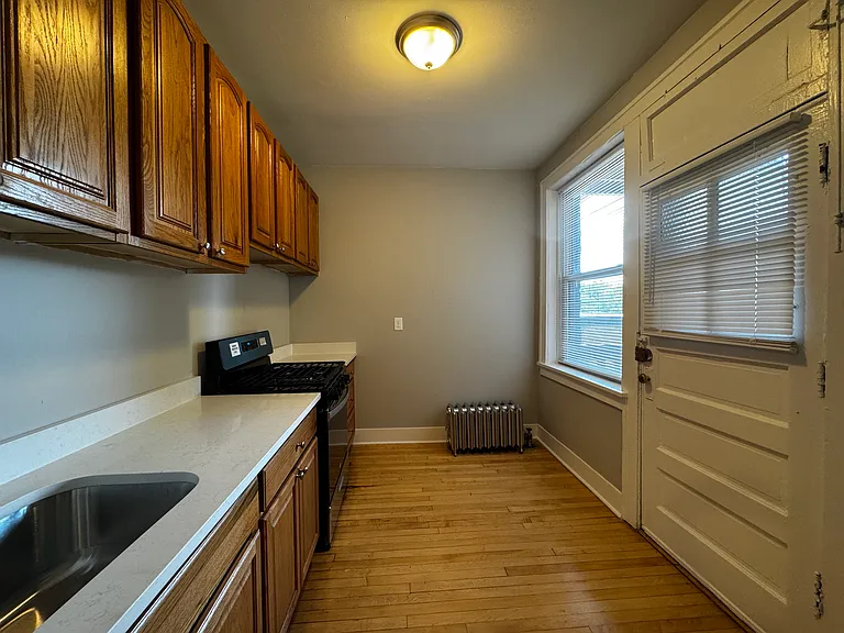 6422 N Greenview Ave #1 — Photo 8