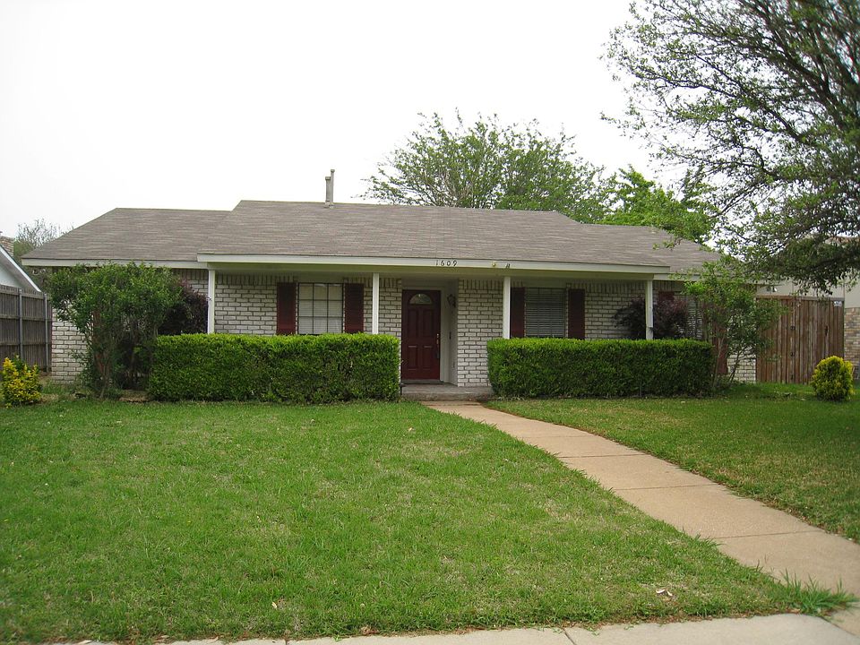 Lovely Home in Plano