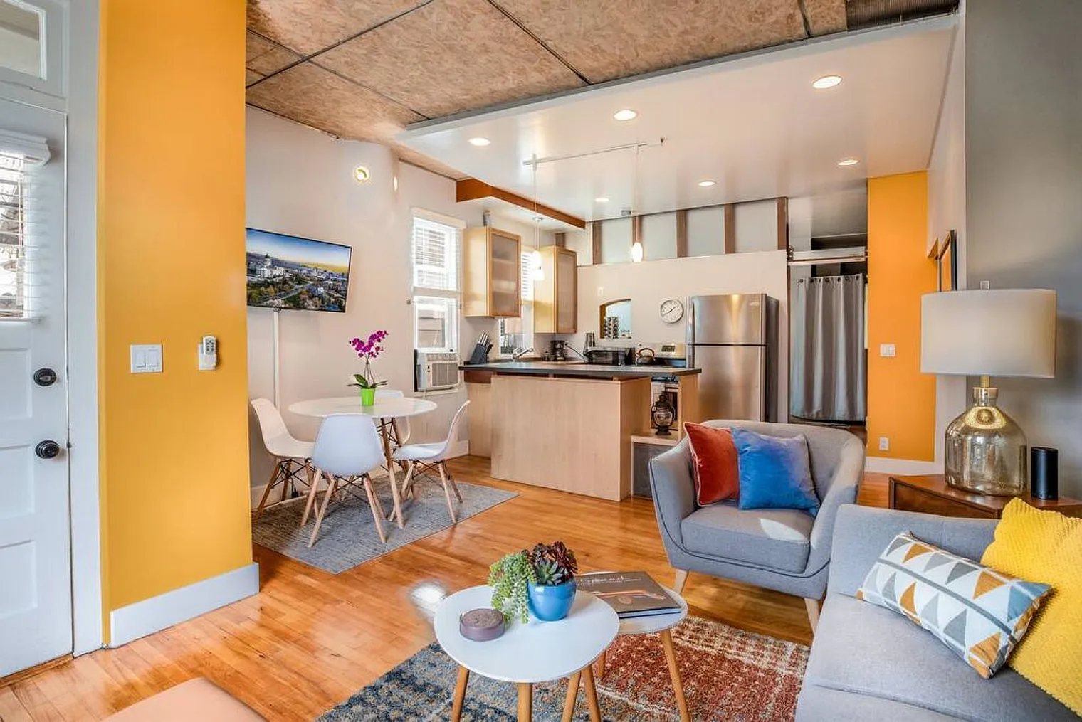 1 bed, 1.0 bath, $2,980 — Photo 4