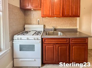 18-22 25th Rd #2RR, Astoria, NY 11102