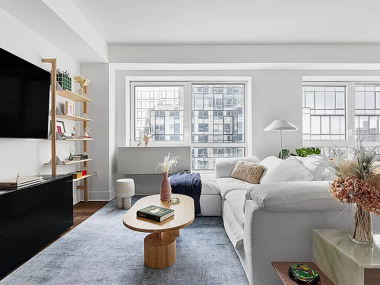 440 Kent Ave #19C — Photo 4