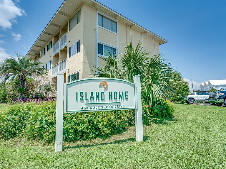 485 Gulf Shore Dr #104 — Photo 1
